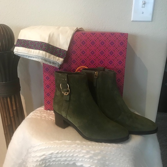 NIB TORY BURCH MARSDEN SUEDE ANKLE BOOTIE - Picture 3 of 7
